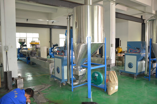 塑料厂废气案例